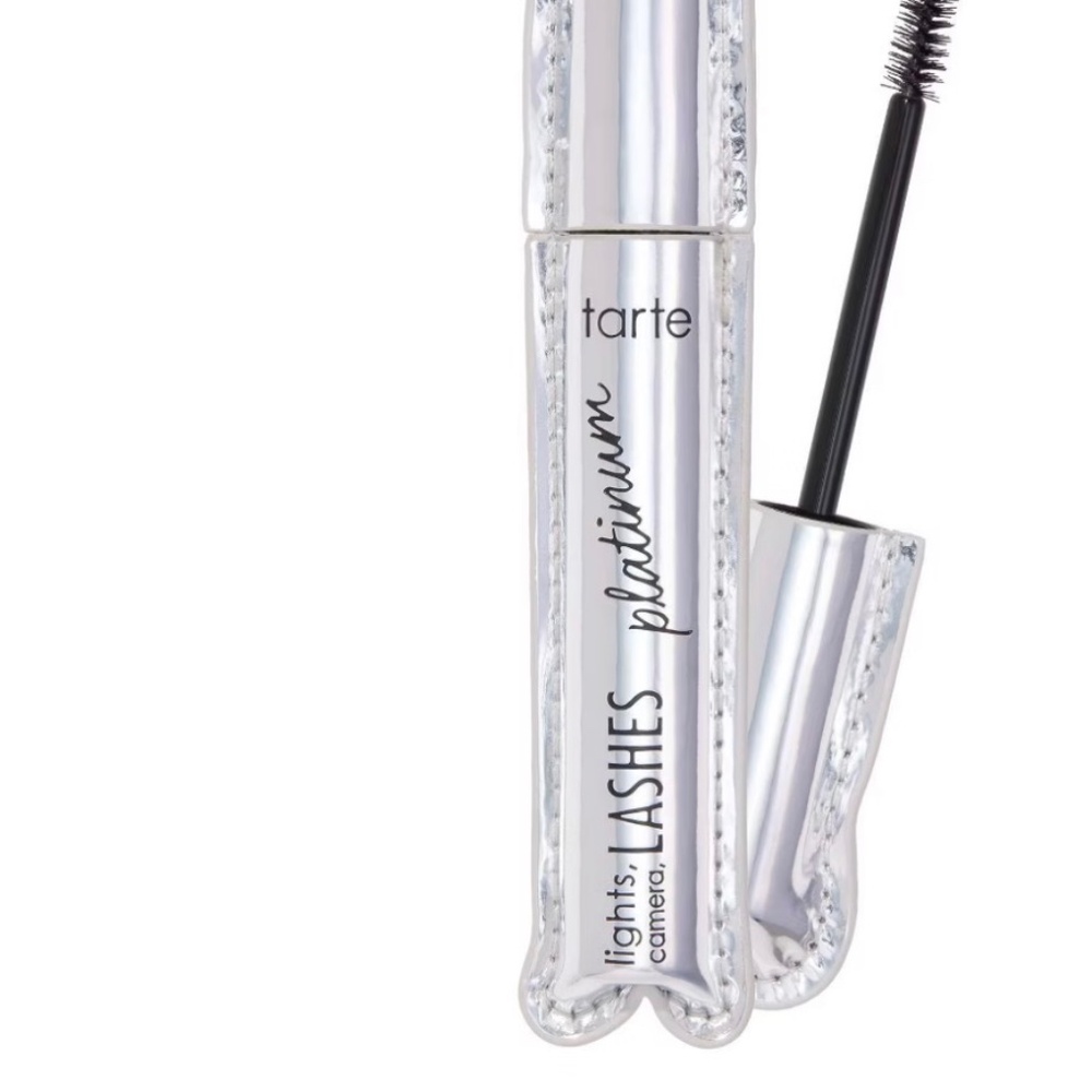 Light camera Lashes Platinum Tarte mascara